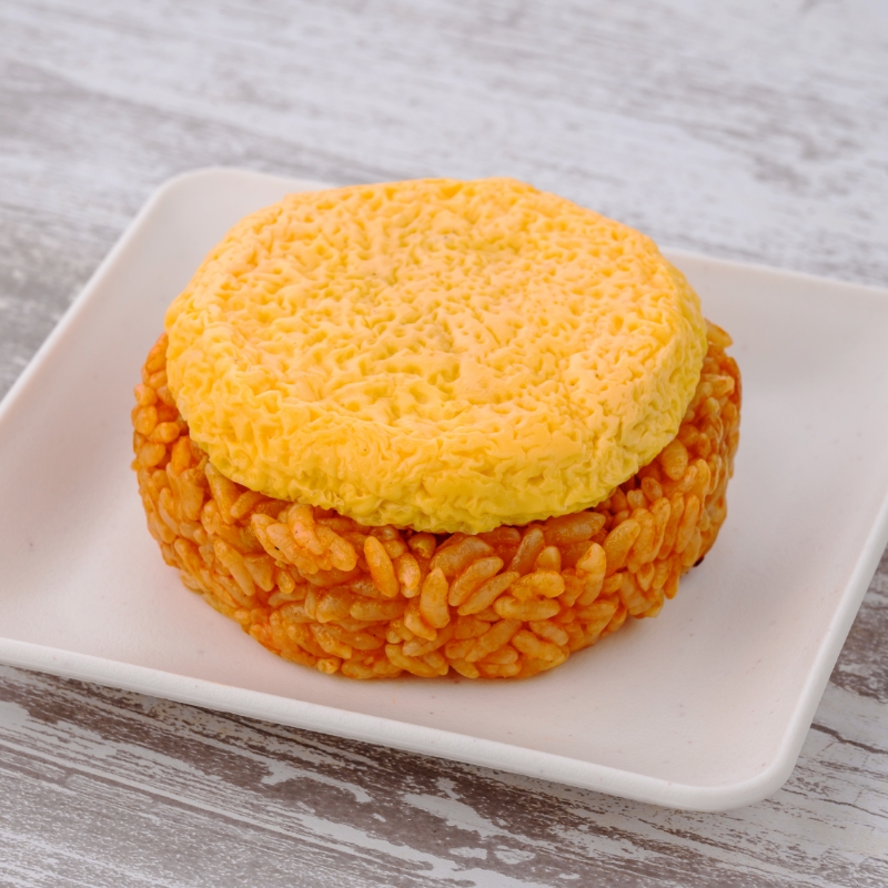 デミグラスソースのオムライス