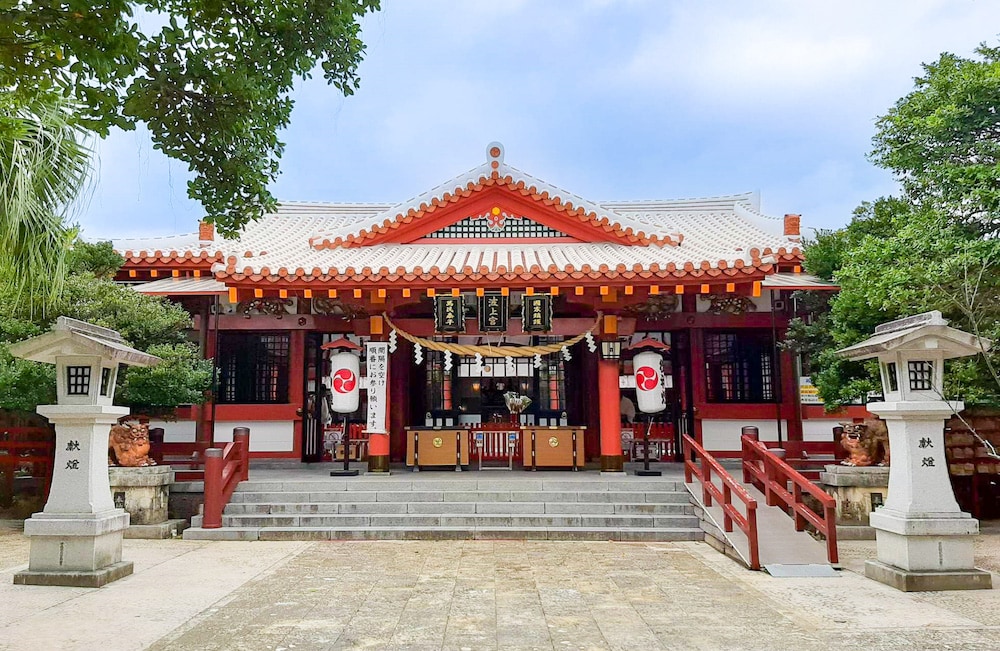 受験の合格祈願におすすめ！沖縄県内の神社・お寺、お守り情報
