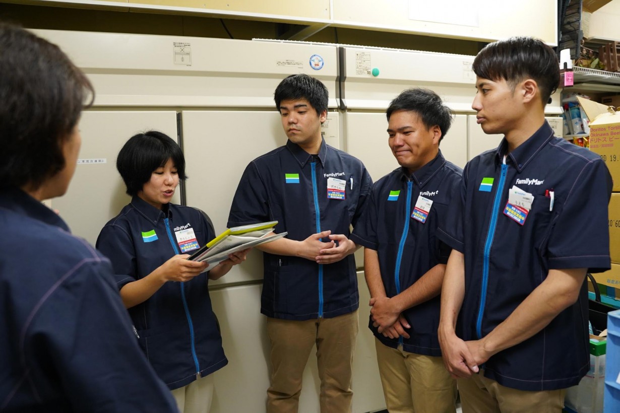 すこーーしだけホッとした表情の3人