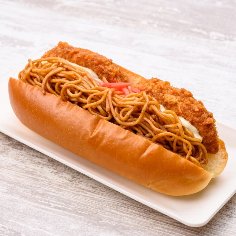 大盛焼きそば＆コロッケドック